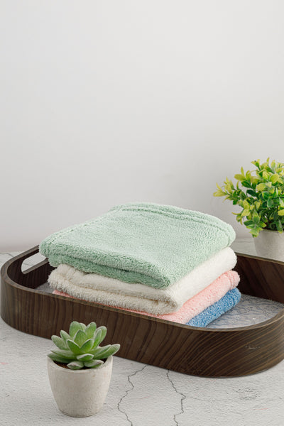 Modern Towel - Light Green